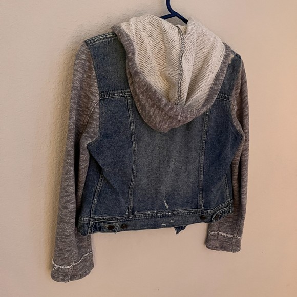 Free People (M) Blue Jean Jacket with Gray Sleeves - Picture 4 of 13